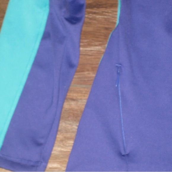 WOMENS ADIDAS RUNNING LONG SLEEVE 1/4 ZIP CLIMAliteTRACK TOP M M66378 PURPLE - Picture 4 of 5